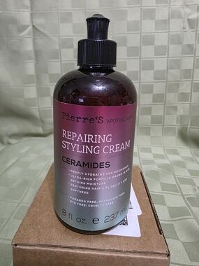 Pierre's Repairing Styling Cream with Ceramides — Purple Gradient